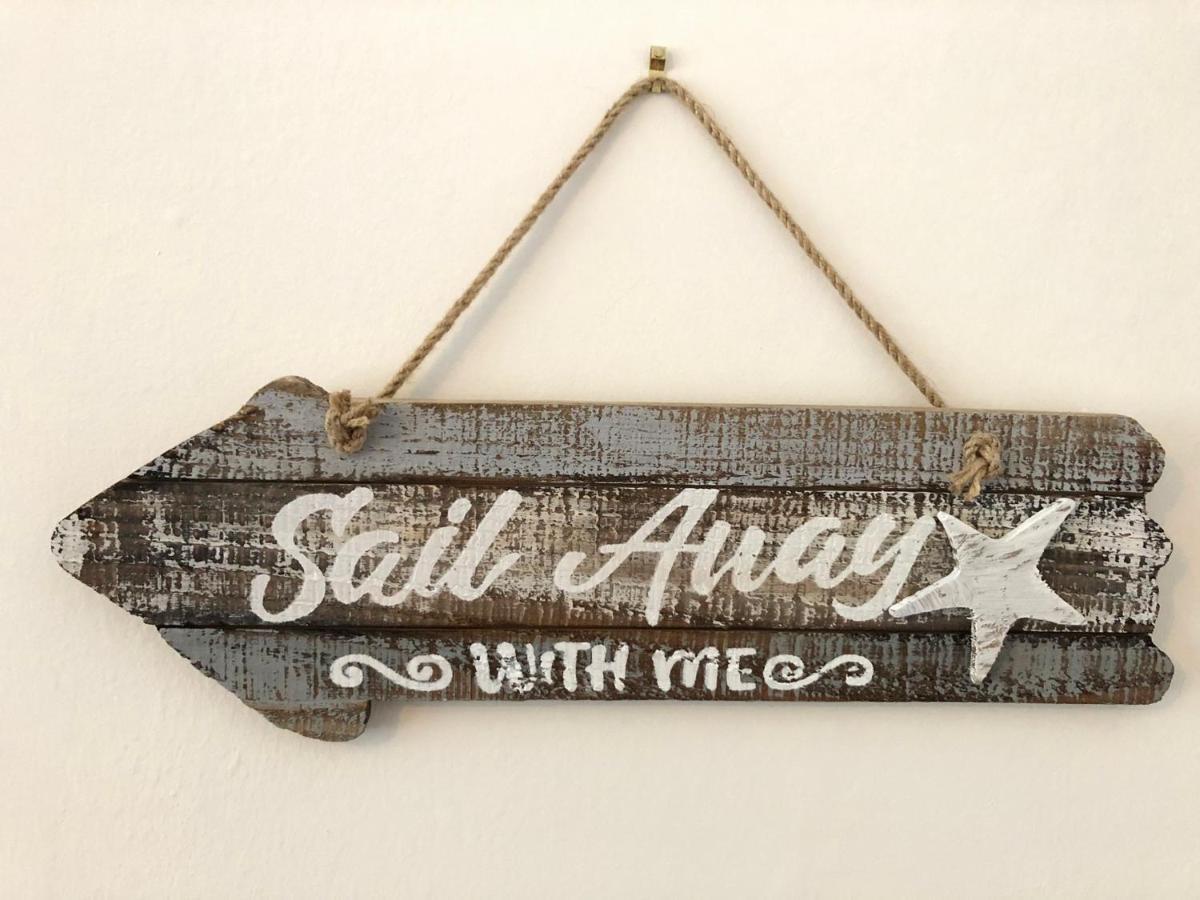 Sail Away. 1-Bed Apartment Close To The Beach บอร์นมัธ ภายนอก รูปภาพ